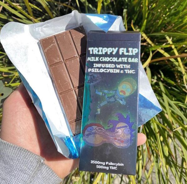 Trippy flip milk chocolate bar.